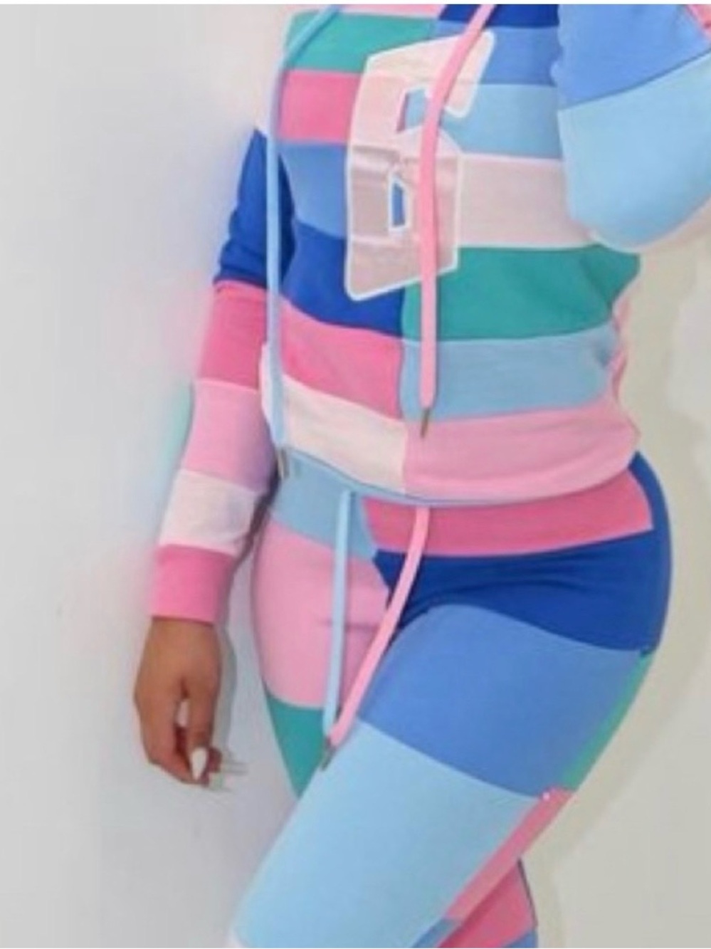 GSUWOO Women’s Pink Blue Teal Colorblock Two-Piece Hoodie & Sweat Pants Set Sz M